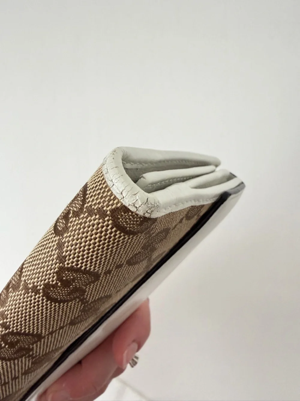 GUCCI‎ | GG Canvas Heart Flap Wallet Beige White Monogram Logo Y2K - Picture 12 of 15